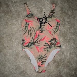 NWOT VS PINK Lace Front One Piece Swimsuit